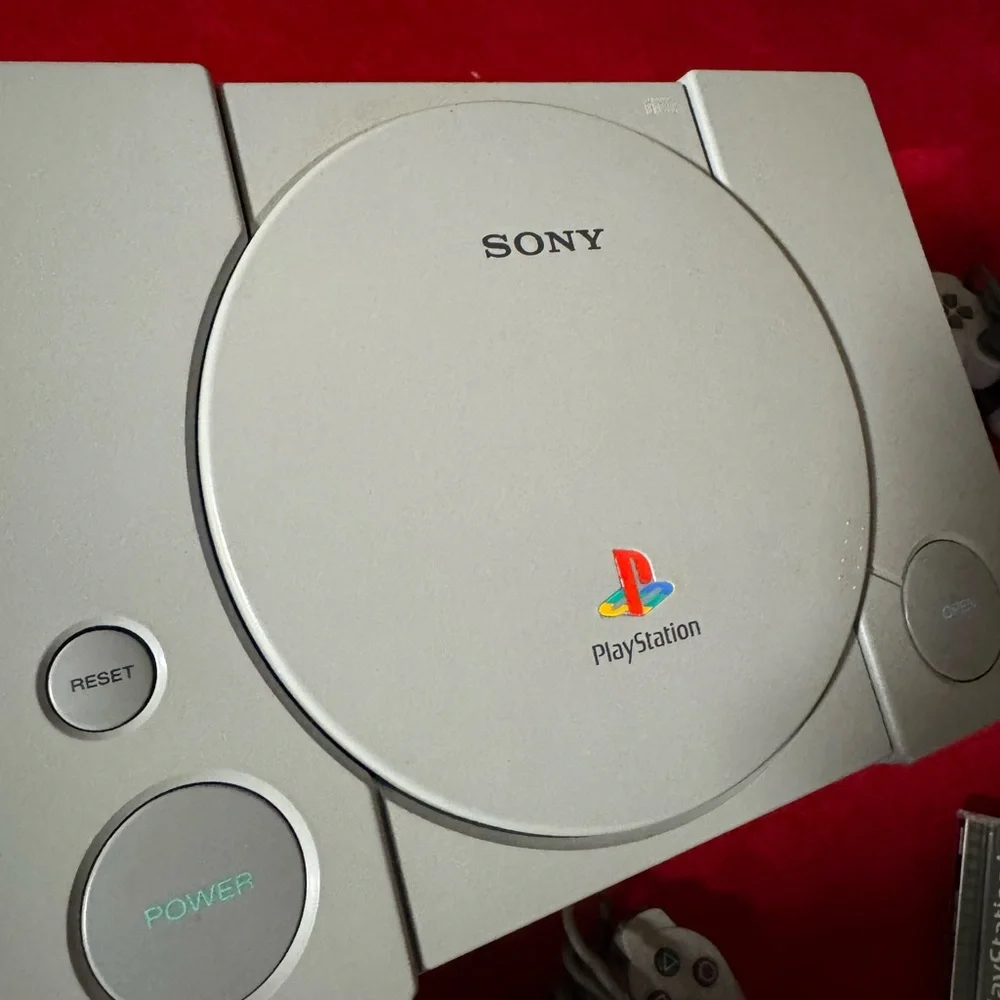 Sony PlayStation 1 Original Complete In Box Set Bundle With Games & Memory Cards
